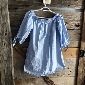 Urban Heritage Size Med Blue Off Shoulder Blouse